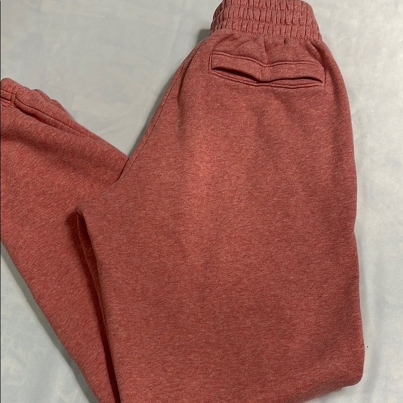 Under Armour Pink Sweatpants Relaxed Fit‎ Joggers - Picture 5 of 6
